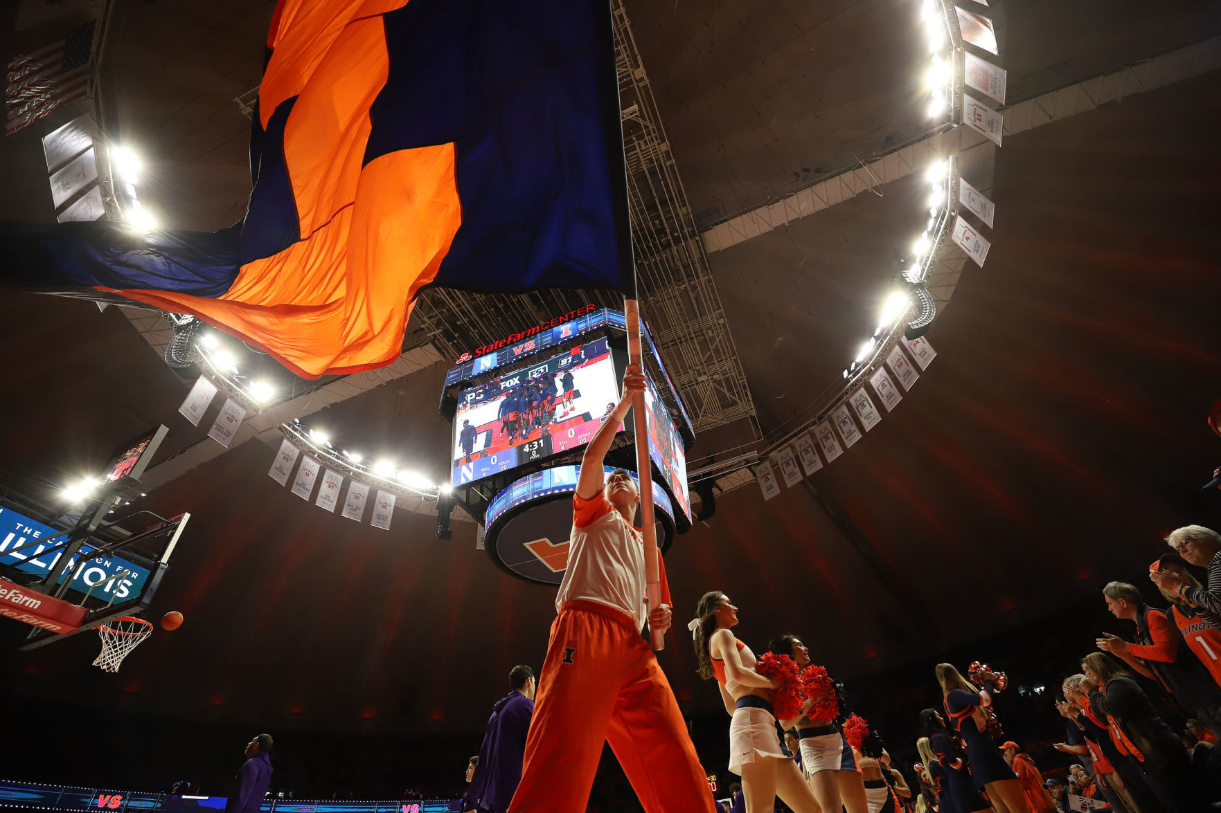 Illinois vs Northwestern 36 3.3.19.jpg